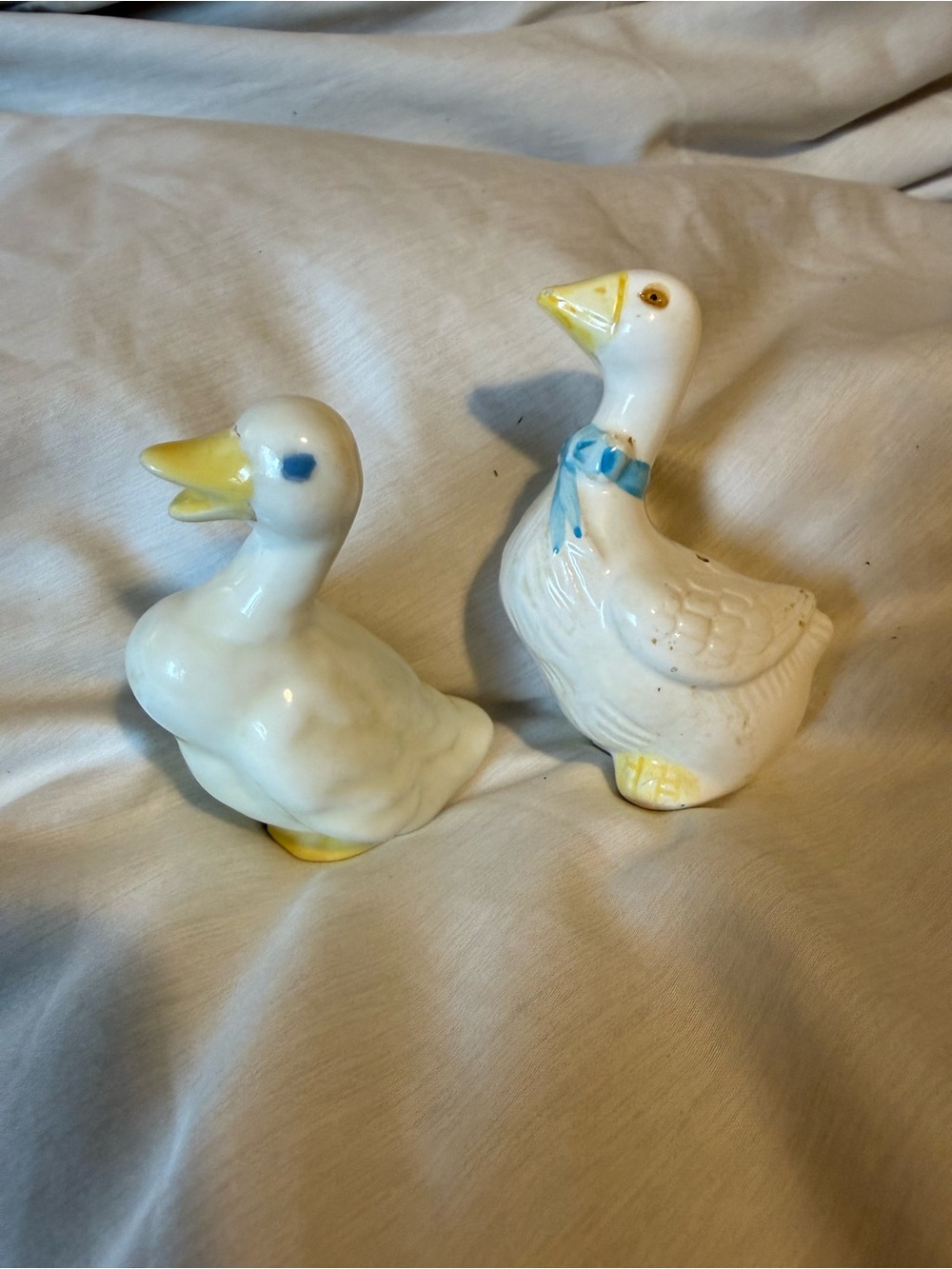 Vintage White Ceramic Duck Figurines - Set of 2